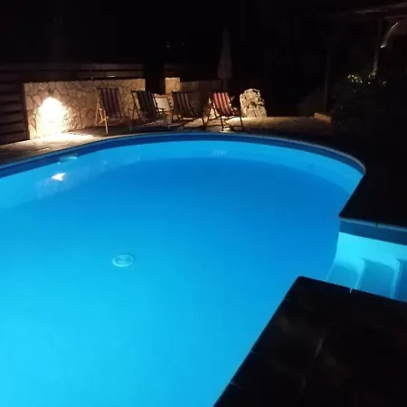Sunny Pool Maslenica