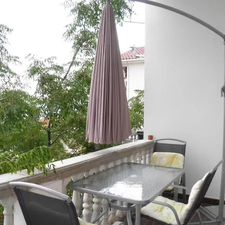 Apartment Sunny Pool Maslenica